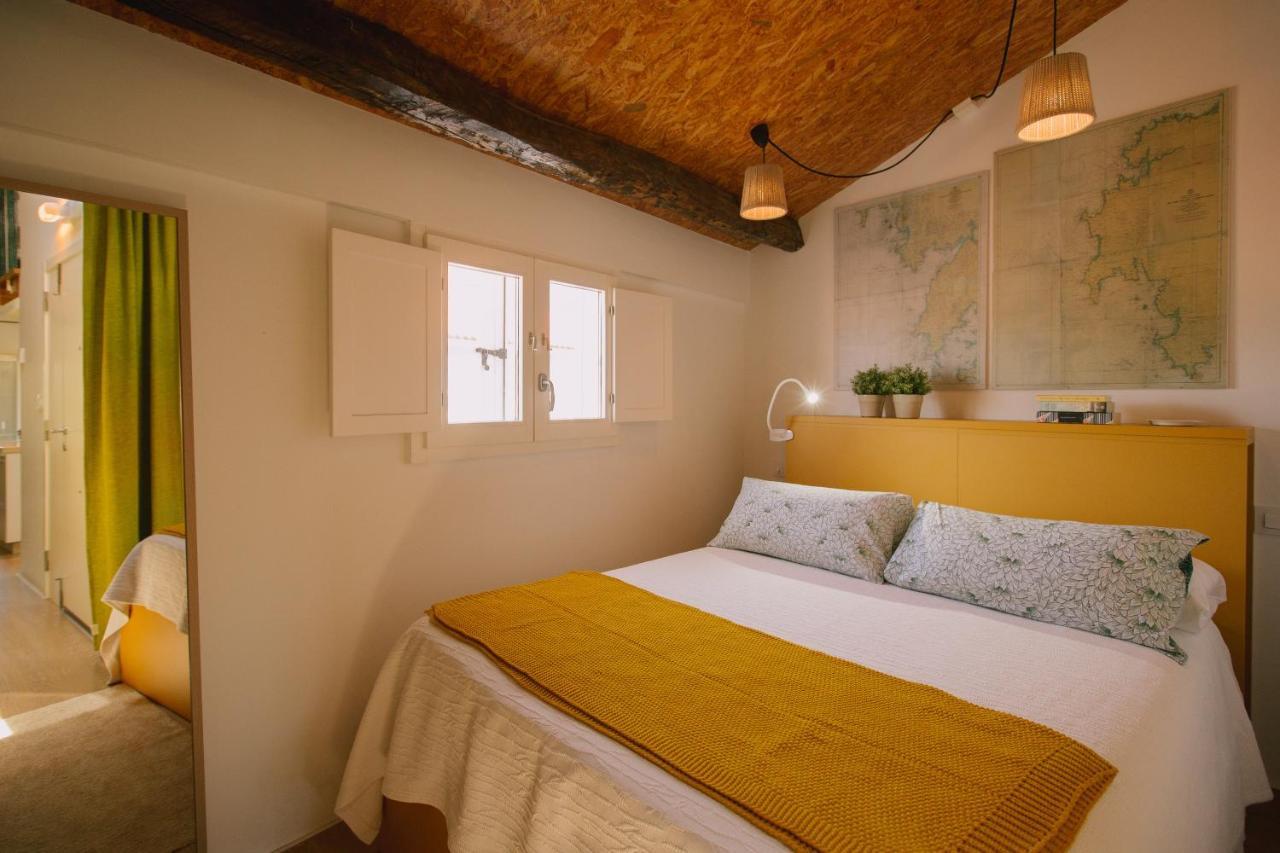 Roompedra Apartamentos Turisticos 圣地亚哥－德孔波斯特拉 外观 照片
