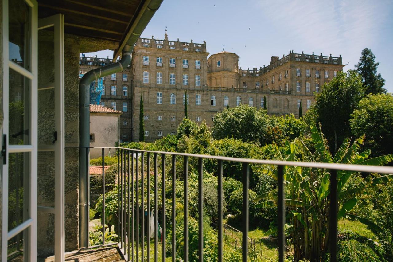 Roompedra Apartamentos Turisticos 圣地亚哥－德孔波斯特拉 外观 照片
